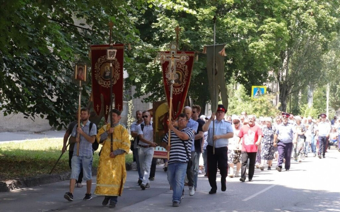 Церковь в Шахты красная